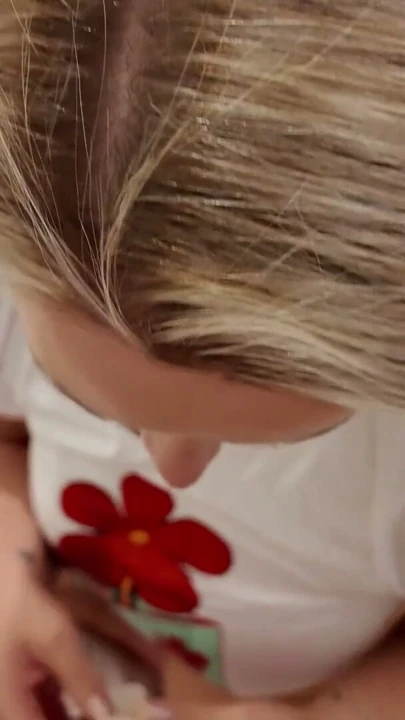 İranlı orta yaşlı seksi öğretmenimle ev yapımı seks | Klip 2