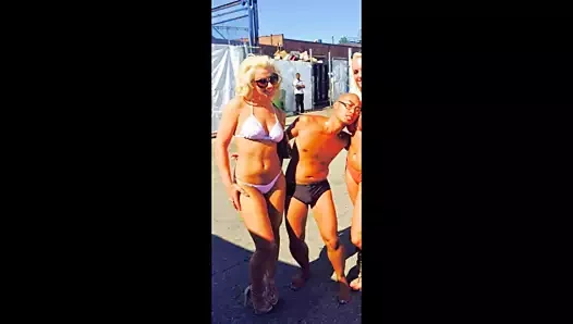 Melissa hardbody beyaz ip bikini çalışır