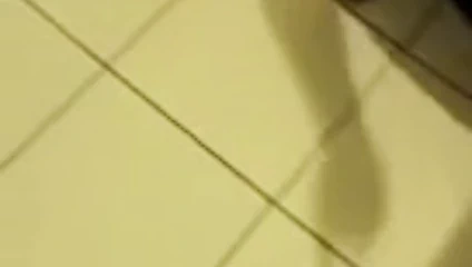 Kadın egemenliği diri ayaklar