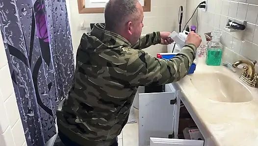 Vaftiz babasının ayaklarına tapan naughy kandys cezası