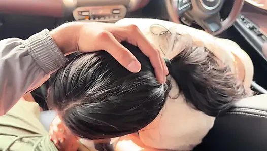 Sürücü kursu verirken neredeyse onu sikiyorum