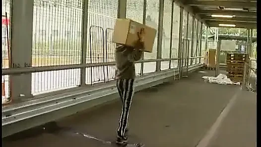 Azgın Alman fahişeler ıslak amcıkları var ve sert sikilmek istiyor bölüm 6