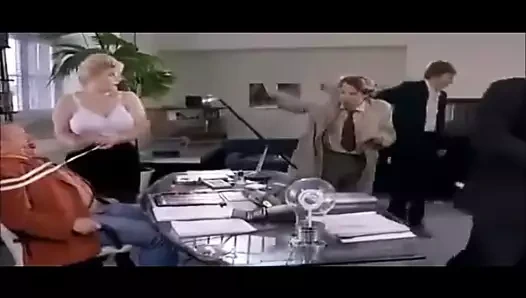 Busty Alman milf içinde bir film