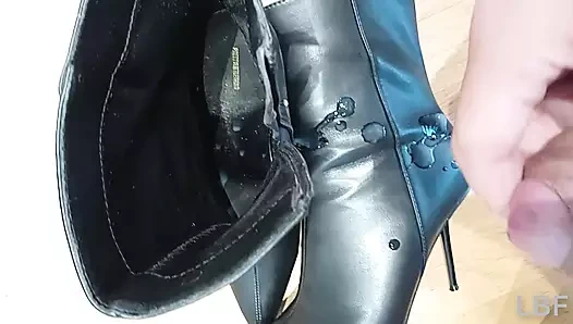 Yüksek topuklu ayak bileği çizmeleri, Alman edepsiz konuşma