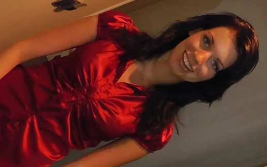 26 güzel kız döllenmek için sikişiyor