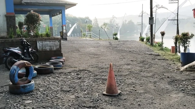 Umumi tuvaletleri keşfederek kendini orada rahatlatma konforunu ve huzurunu yaşayın.