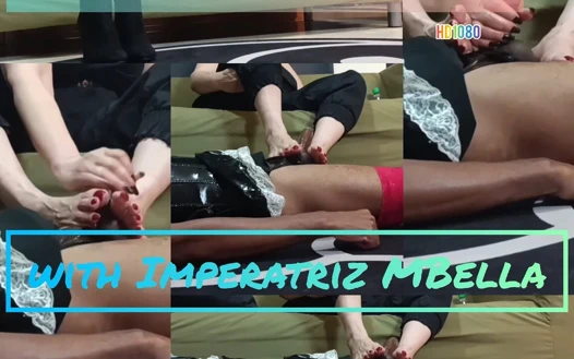 Ayaklarla Sissy El İşi İmparatoriçe Mbella