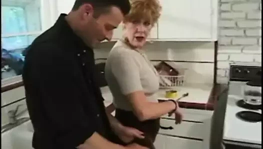 Mthrfkr - kızıl saçlı kayınvalideyi becerdim (rol yapma)