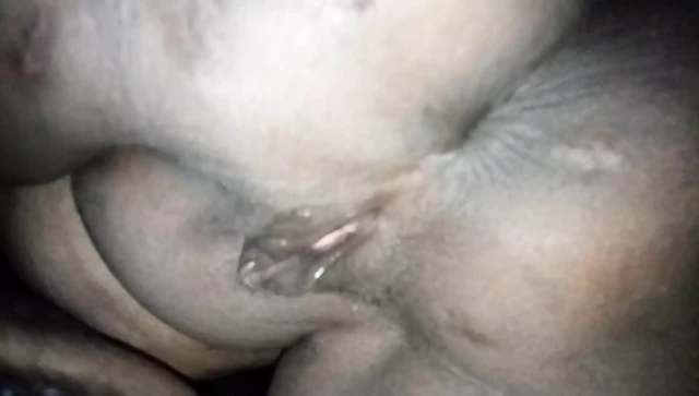 Тетушка дези с черной киской, большое голографическое шоу в позе 69