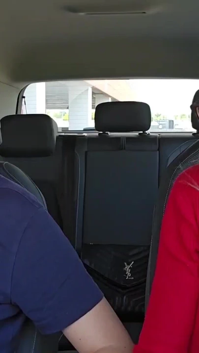 ŞıMARıK ÜVEY ANNE AILE MEZUNIYETINI MAHVETMEMEK IÇIN ŞıMARıK ÜVEY OĞLUNUN AHLAKSıZ TALEPLERINE BOYUN EĞMEK ZORUNDA | Klip 1