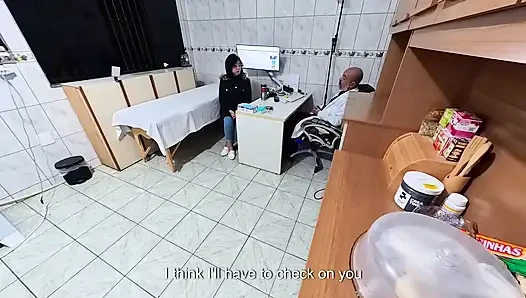 Bir jinekolog anal seks yaptı ve hastanın içinde sperm bıraktı.