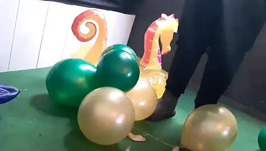 Balon çelenk: Balonlar ne kadar bozulmadan kalacak?