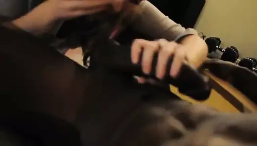 Slutwife horozla nasıl başa çıkılacağını öğretmeli.