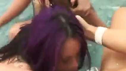 Sıcak lezbiyenler dörtlü