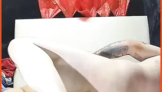 KARıM MIA'NıN BÜYÜK KALÇALARı