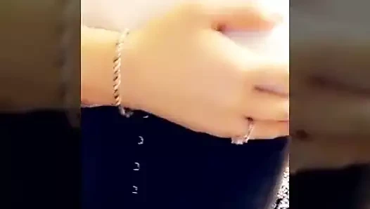 3m1ly Vu3