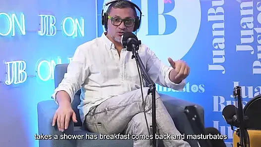 Oyuncaklarından daha iyi! Mollysmith Juan Bustos Podcast'te Sybian makinesinin her yerine fışkırtıyor