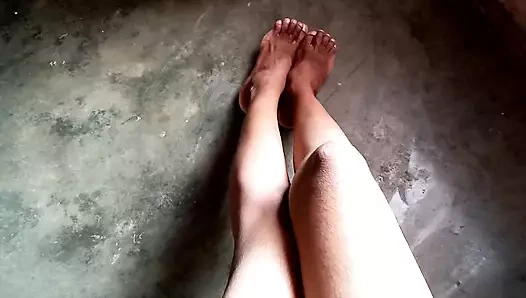 Desi kız ile güzel memeler ve kıllı kedi 07