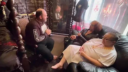 Bölüm 1:- Çiftlerle blackberrymilf öğretmek. Şaplak, aşağılama, oral ve seks!
