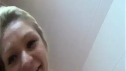 Sikilmeye bayılıyorum ben aneta içine boşalmaktan nefret ediyorum