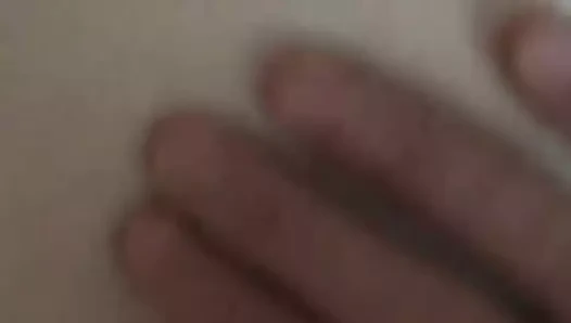 kıçından fişini çeker