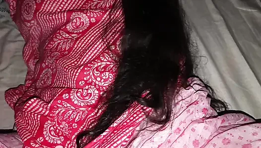 Büyük üvey erkek kardeşim 18 yaşındaki yeni bakire amcığımı sikiyor.