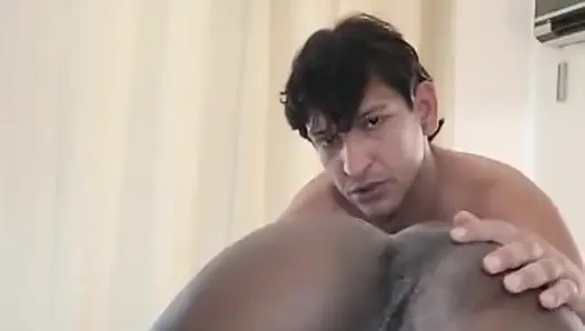 Genç üniversiteli çift çok lezzetli sikişiyor.harika video