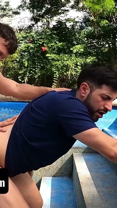 İki Latin yakışıklı Liam Cox & Luke Ryder Güneşte Eğleniyor - LatinLeche | Bölüm 2