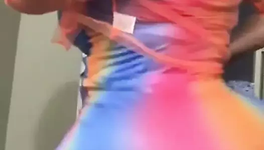 Bouncy liberian götü