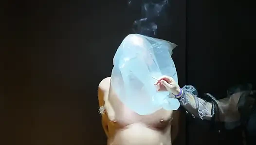 Dominatrix sahibe April - meditasyon sigara içme