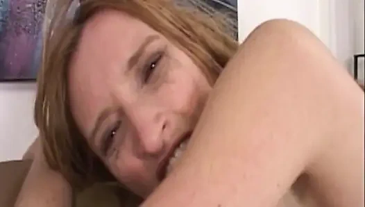 Penisi, ince vücudunda iki kat büyük görünüyor