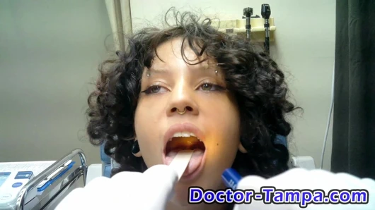 Dr Tampa - Nicole Luva'nın ilk jinekolog muayenesi