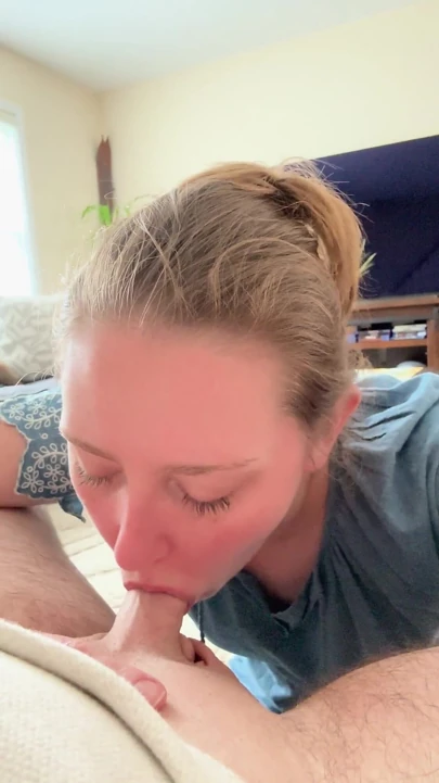 Karısından yavaş ve seksi oral seks