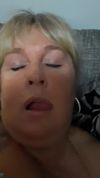 Mrs after night out'tan daha fazlası