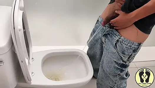 Çiş çaresizliği hikayeleri şimdiye kadarki en büyük sidik birikimi
