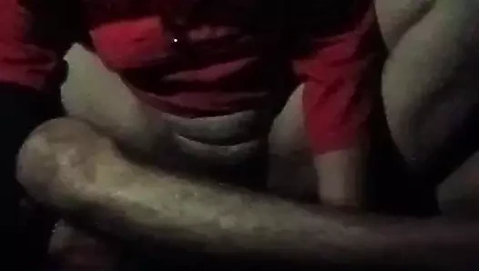 Hintli ev hanımı üvey erkek kardeşi tarafından eğlenceli parmaklıyor ve okul hanımı seks yapıyor