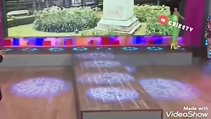 Lateks içinde Cinthia urias