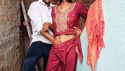 Hintli desi üniversiteli kız seks yapıyor