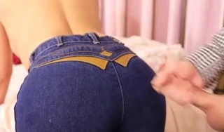 Cum üzerinde ona seksi kot göt 2