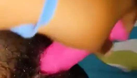 Naomi seviyor için mastürbasyon yapmak