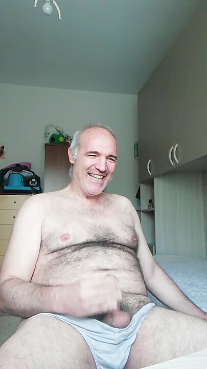 Mastürbasyon yapan arkadaşlarımla eğlenceli bir mastürbasyon