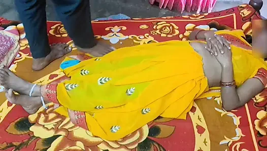 Hintli kız en iyi üniversite arkadaşıyla sikişiyor