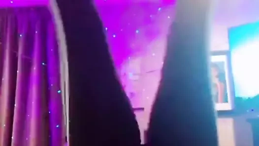 Mckayla maroney amuda kalkıyor