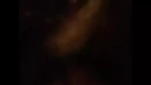 Kız squirts üzerinde the kamera