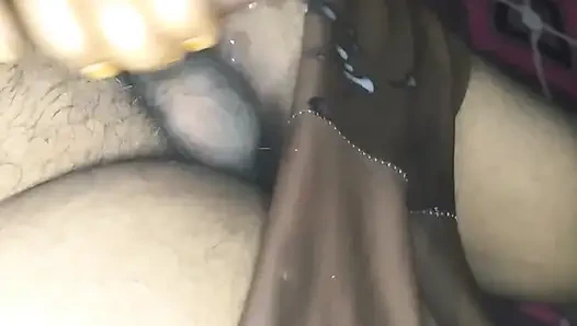 Hintli evli kadın 31 çektiriyor