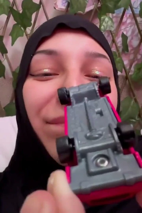 Müslüman dev kadın amcıkta araba