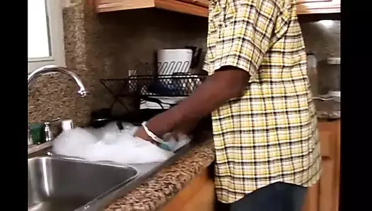 Vahşi büyük zenci yarağı için mükemmel göt - bölüm 7