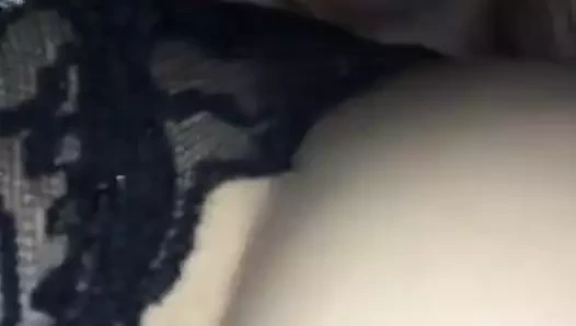 Pegando a Safade de Quatro com Brinquedo no Cu