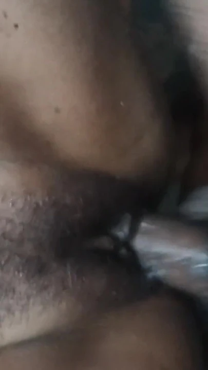 Обязательный для просмотра момент из "Сексуальная худенькая невестка жестко ее шурином в частной комнате"