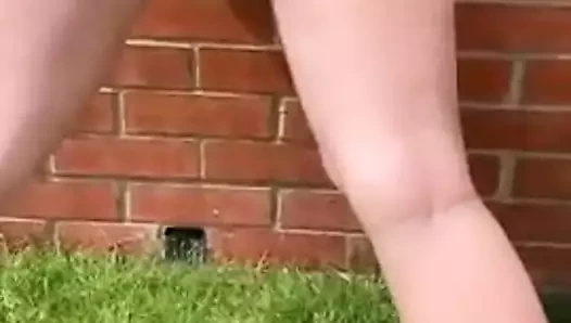 o bahçede gösteriliyor